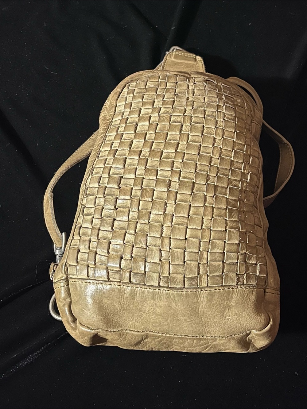 Vilenca Holland Woven Leather Backpack
